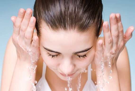 Co stosować do mycia twarzy?